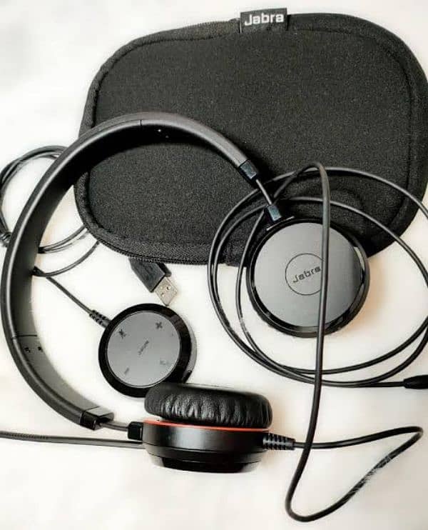 Logitech / Plantronics /  Jabra Senheiser A4 Tech / Headphones 9