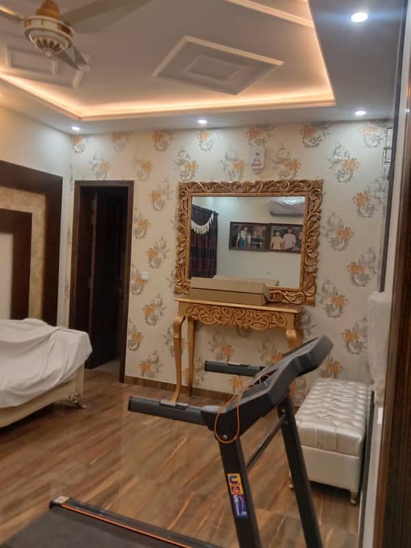 1 Kanal W Block Super Out House Prime Hot For Sale dha Phase3 Near Park 4