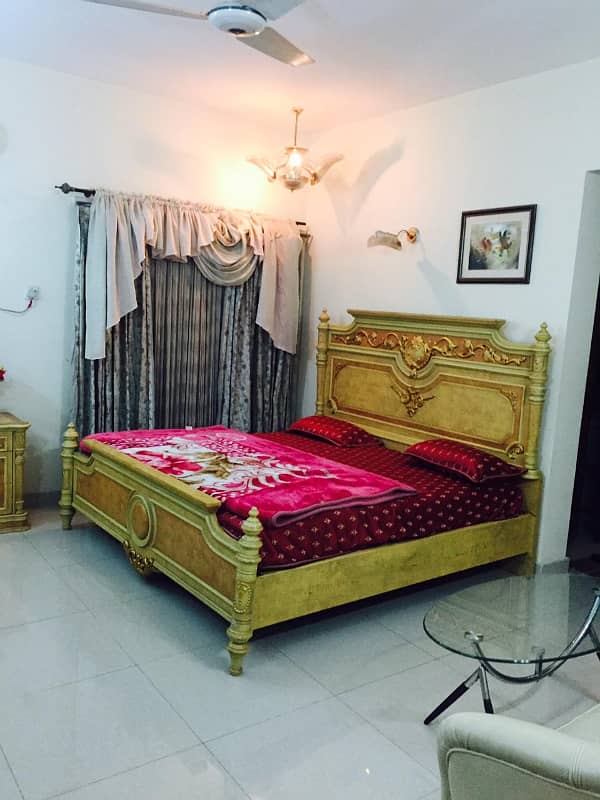 1Kanal woern Build Beautiful House Available For Sale DHA Phase 4 8