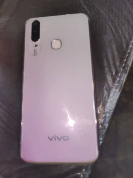 vivo y17 2