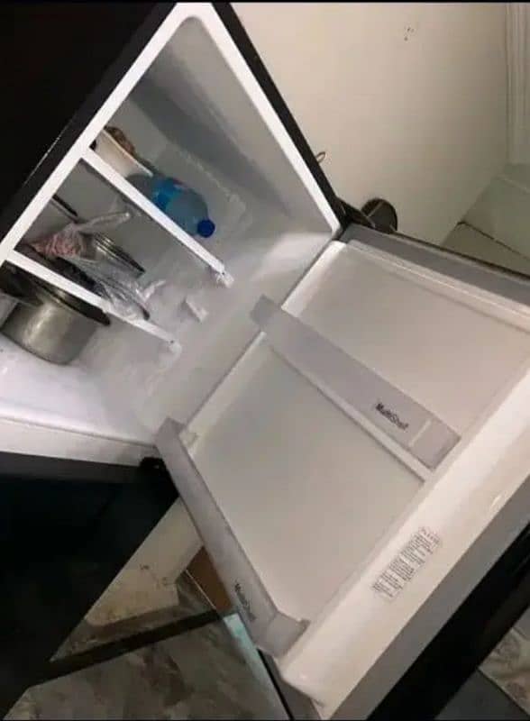 Dawlance Fridge glass dor 3