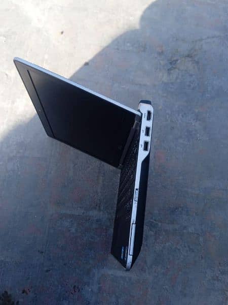 Dell laptop i7 2nd gen 4 gb Ram  256gb SSD  contact no: 0323 7408661 3