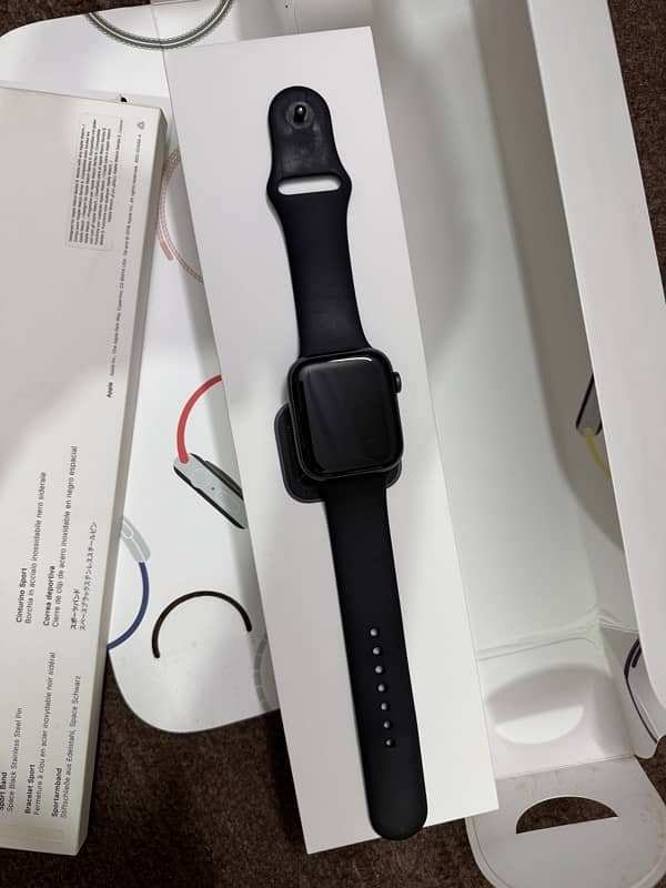 Apple watch Series 5 8