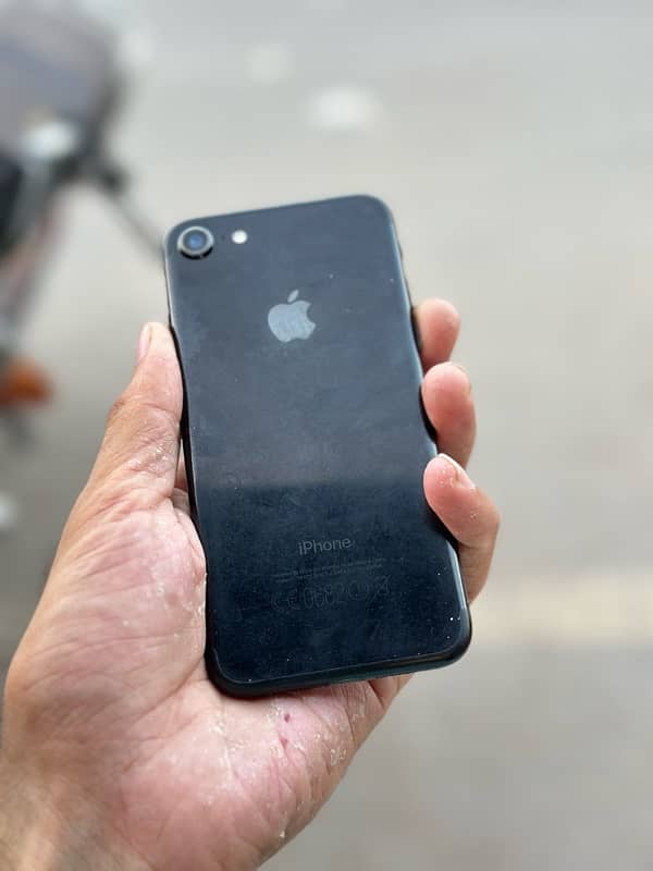 IPhone 7 128gb pta approved 2