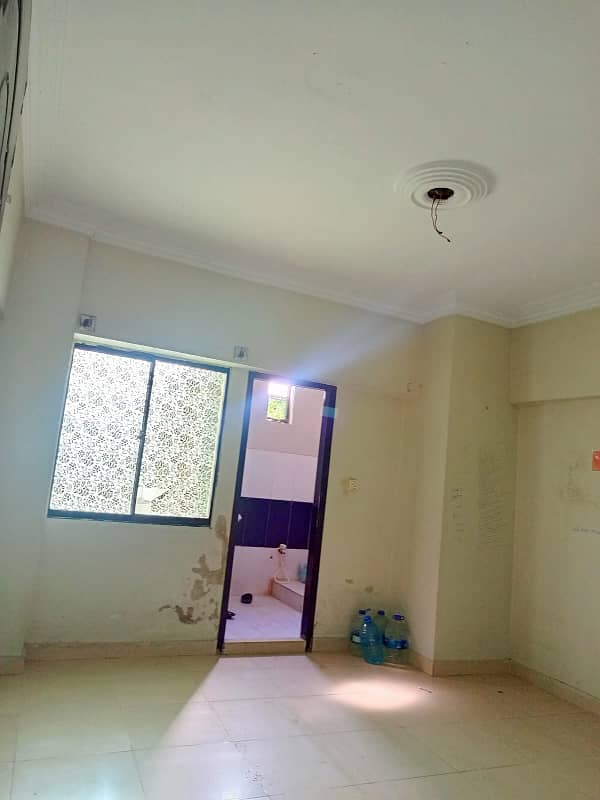 BLOCK N FLAT FOR RENT 2 BED DD 5