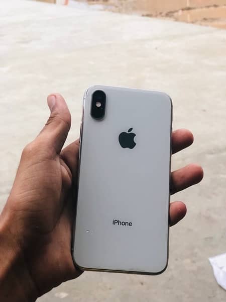 iPhone xs 3