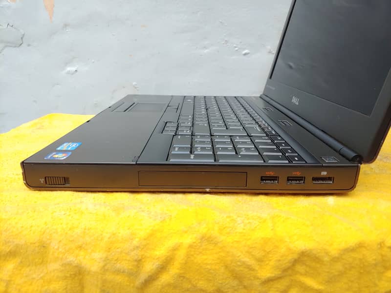 Dell Precision Workstation|8GB+500GB|i5 + 2GB Nvidia| 9