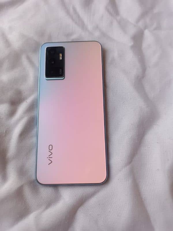 vivo y23s 10/10 condition very neat set 1