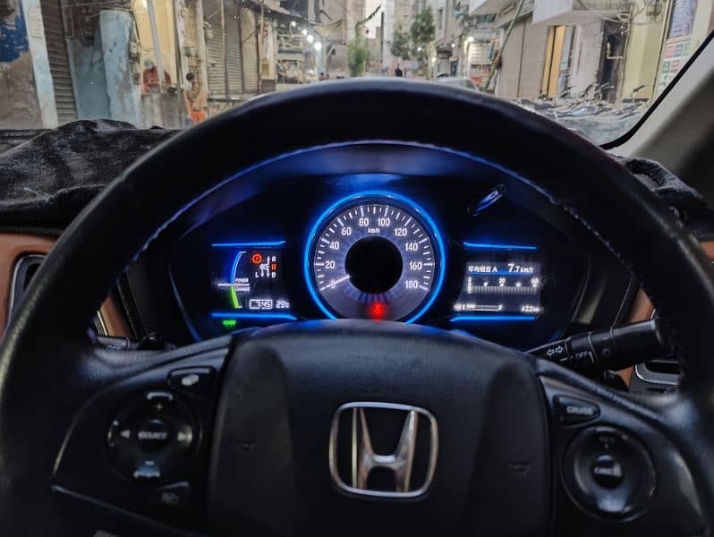 Honda Vezel 2015/17 5