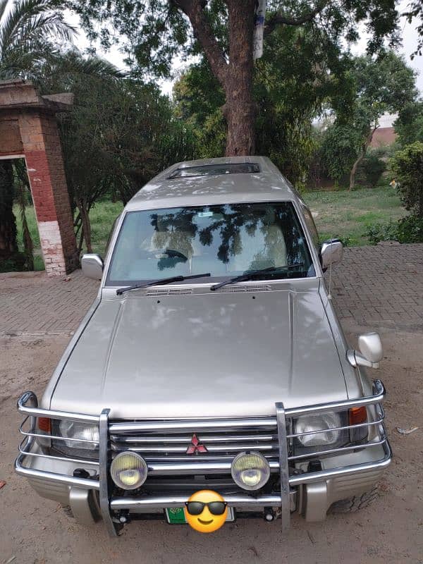 Mitsubishi Pajero 6