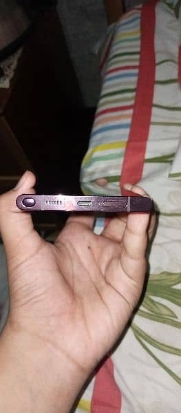 Samsung S 22 ultra curved edge 0