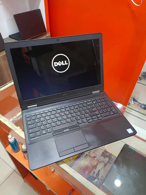 Dell Latitude Core i5-6th Gen 8GB RAM DDR4 256GB M2 15,6 inch LED 8