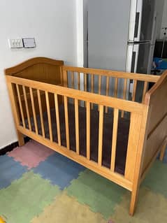 LARGE SIZED BABY COT