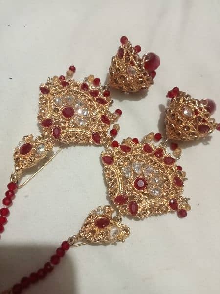 red and golden  jwellry set 5