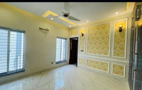 10 Marla House For Rent In Paragon City Lahore,