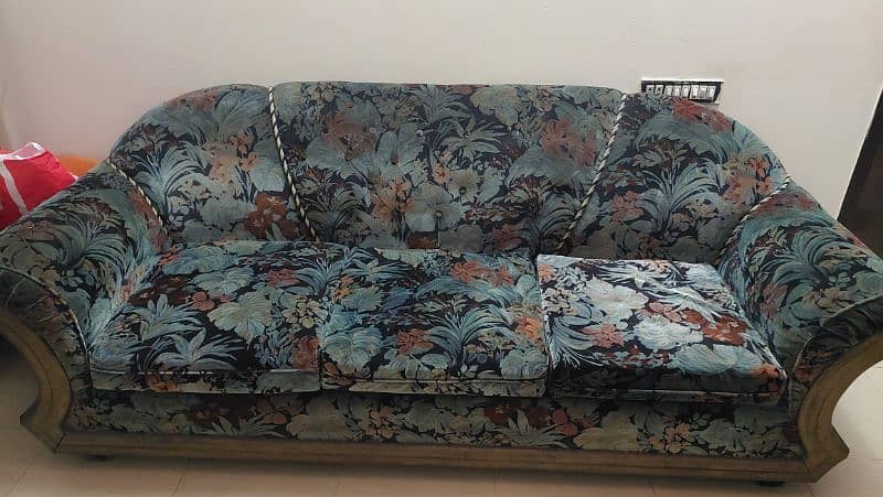 6 seater Sofa set used for sale 2