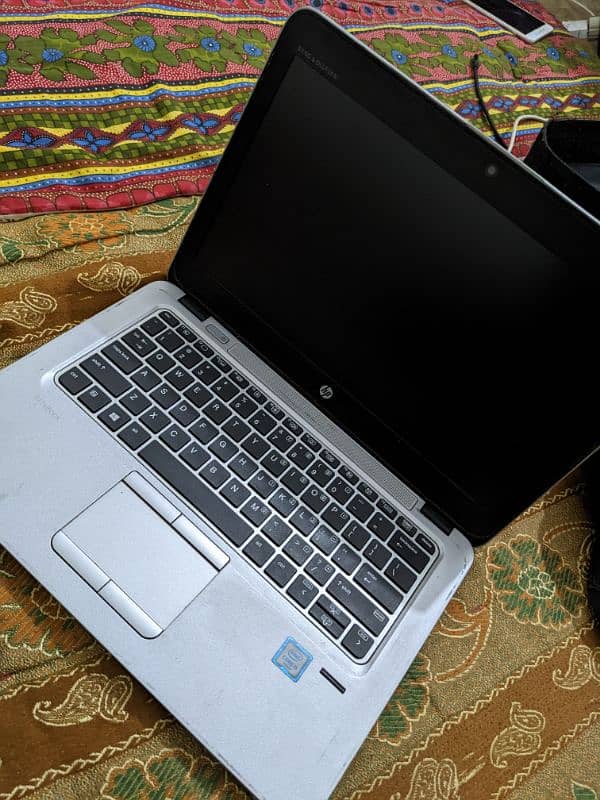 HP Core i5/6th generation 4