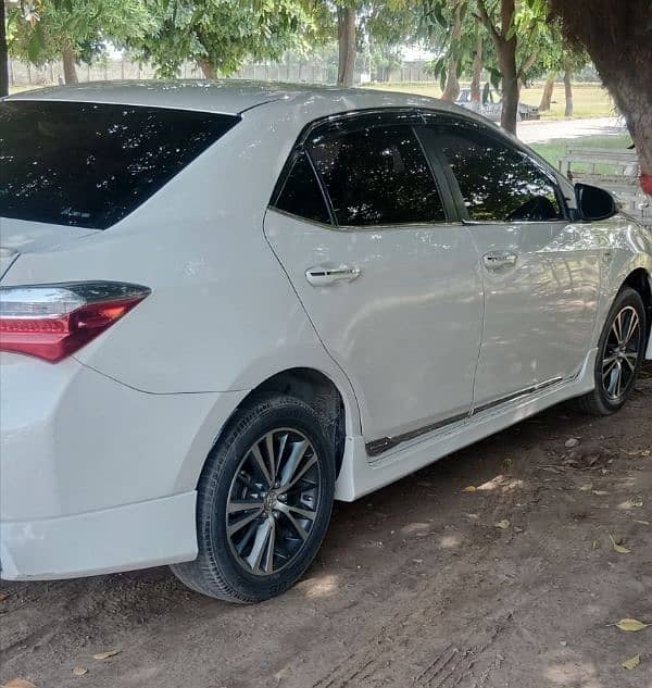 Toyota Corolla GLI 2017 auto 5