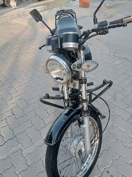 Suzuki GS-150 Islamabad 2012 3