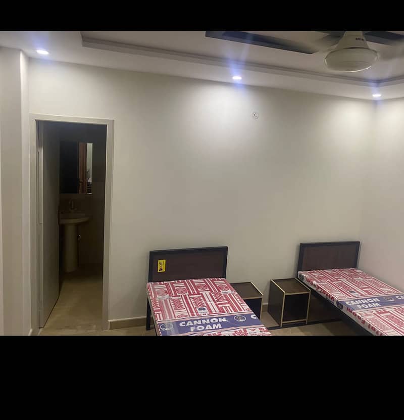 Izhan Boys Hostel Airline Society Near UCP University 4