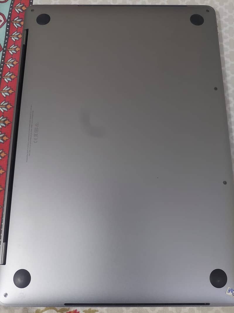 Apple Macbook Pro 2019, 16 GB RAM, 512 SSD 2