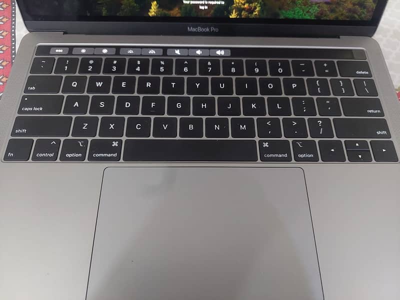 Apple Macbook Pro 2019, 16 GB RAM, 512 SSD 3