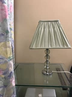 Table lamp