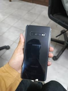 SAMSUNG 10 PLUS VIP GAMING PHONE ( READ FULL ADD )