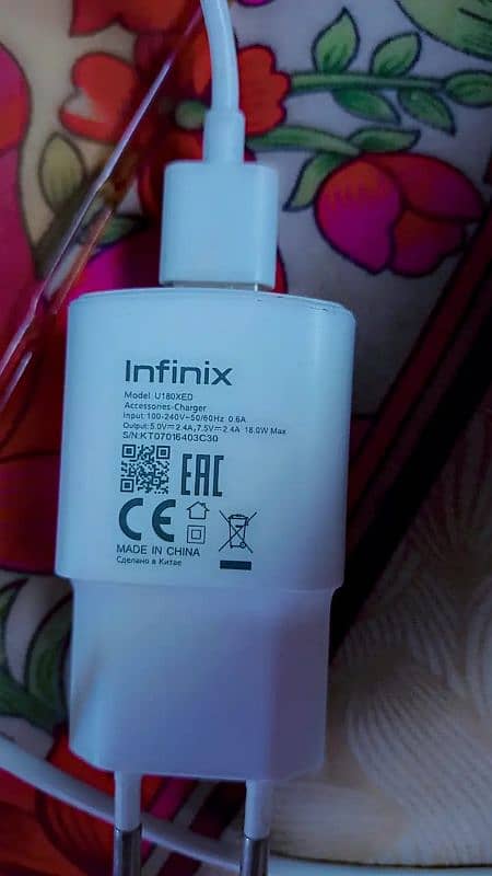 infinix Hot 40i 8Gb 128Gb 5