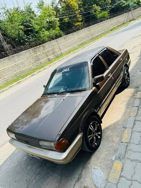 Nissan Sunny 1986 6