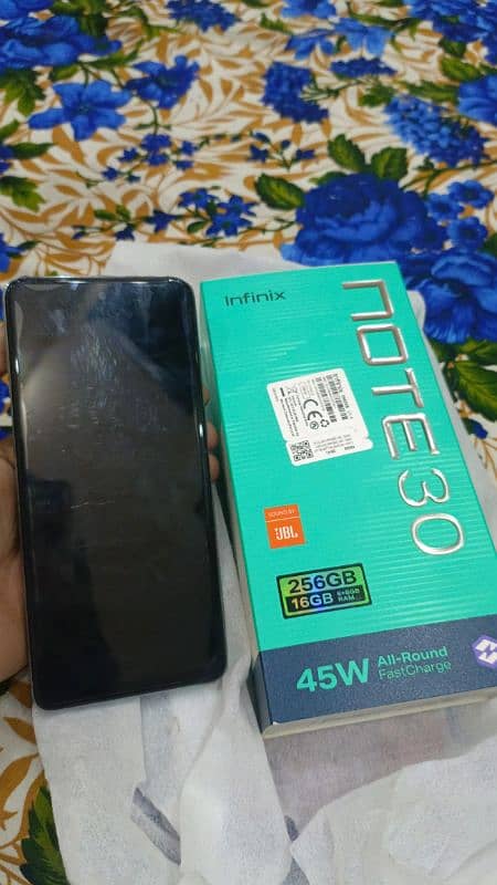 infinix note 30 16/256 1