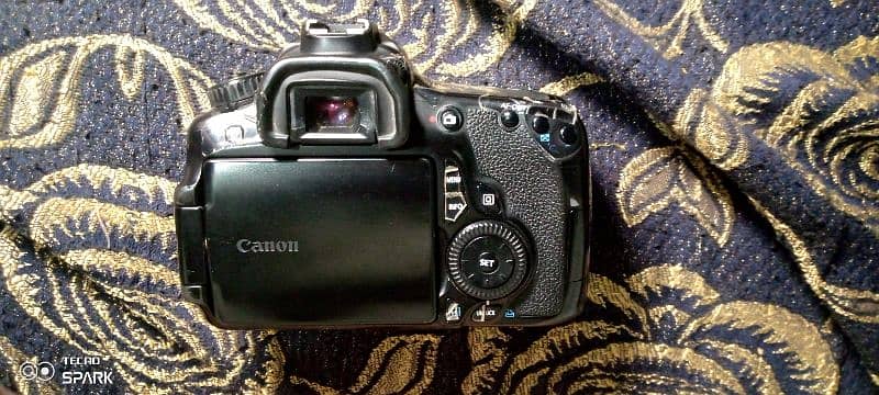 canon 60D body 1