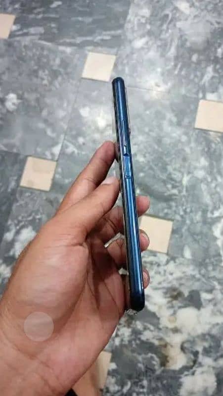 Vivo y20 4GB 64GB all OK hi no open no repair WhatsApp 03026645477 2