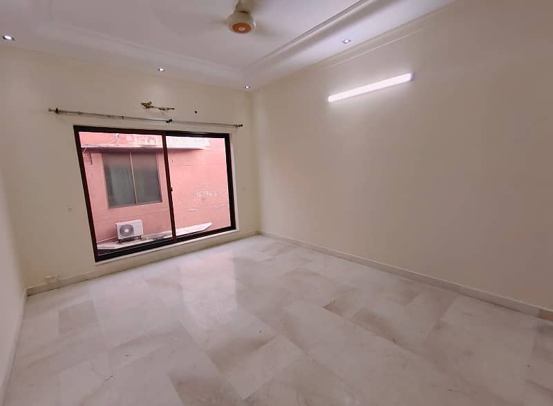 1 Kanal House For Rent In DHA Lahore Phase 4 Near Ring Road 6