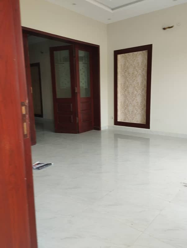 10 marla upper portion for rent in SOUTHERN BLOCK 23