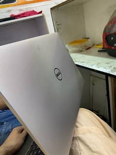 DELL INSPIRON 5558 i5 6 Generation