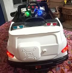 Kids Jeep car Big size (all ok no need repairing) with remote control