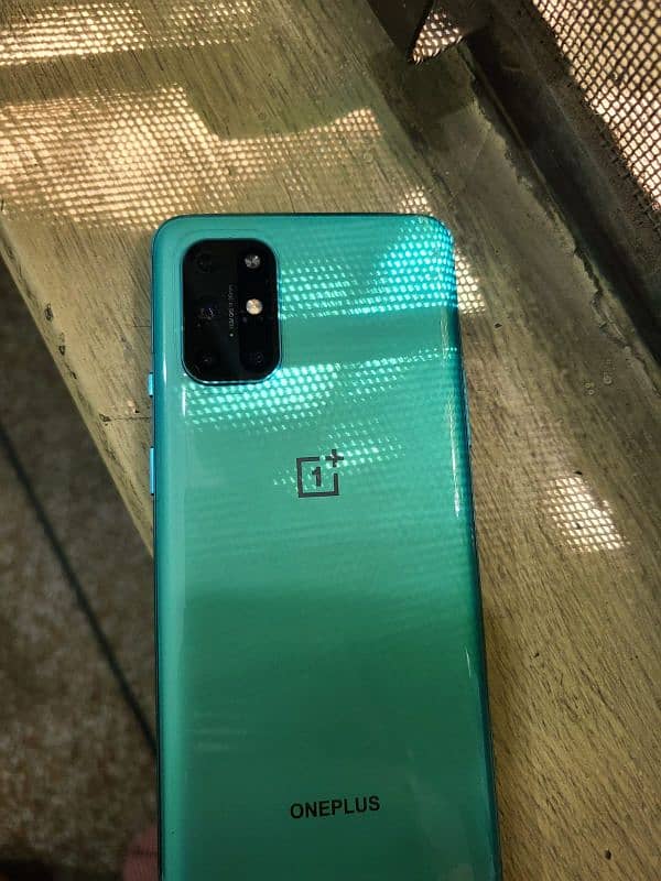 Oneplus 8t (12/256) 4