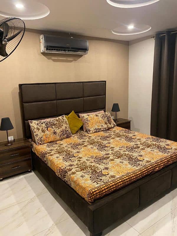 per day flat available for rent in bahria town lahore 2