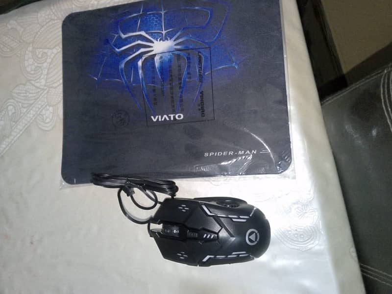 Special for gaming user V4 keyboard set with mouse&mousepad&data cable 3