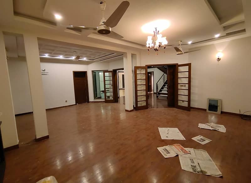 1 Kanal House For Rent In DHA Lahore Phase 4 0