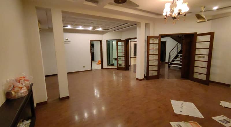 1 Kanal House For Rent In DHA Lahore Phase 4 8