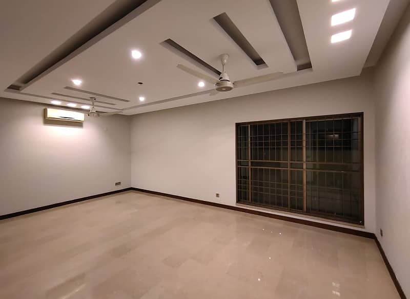 1 Kanal House For Rent In DHA Lahore Phase 4 24