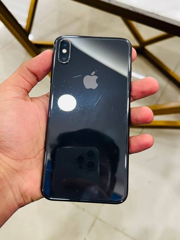 Iphone xs max 256 gb pta approved 4