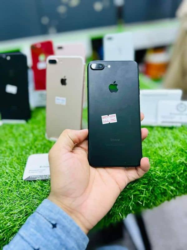 iphone 7 plus 128gb PTA approved 03457061567 My WhatsApp number 1