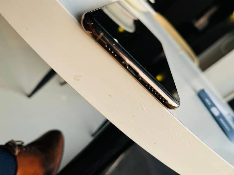 Iphone Xs Max 64 GB non PTA 3