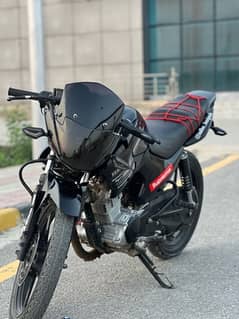 YBR 125 Black