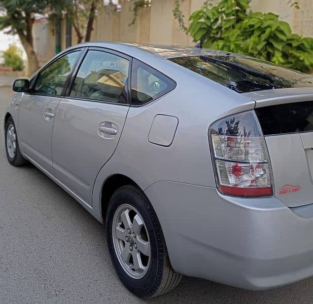 Toyota Prius 2010 1