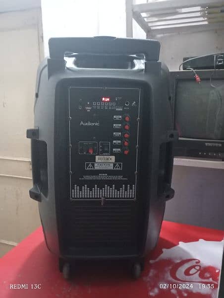 Audionic Ka hai new hai with warenty 9 months witc mic charger remote 2