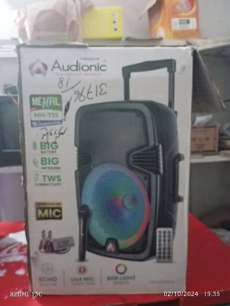 Audionic Ka hai new hai with warenty 9 months witc mic charger remote 3